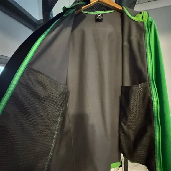 Haglöfs Men's Green Windstopper Soft Shell Jacket - Picture 6 of 8